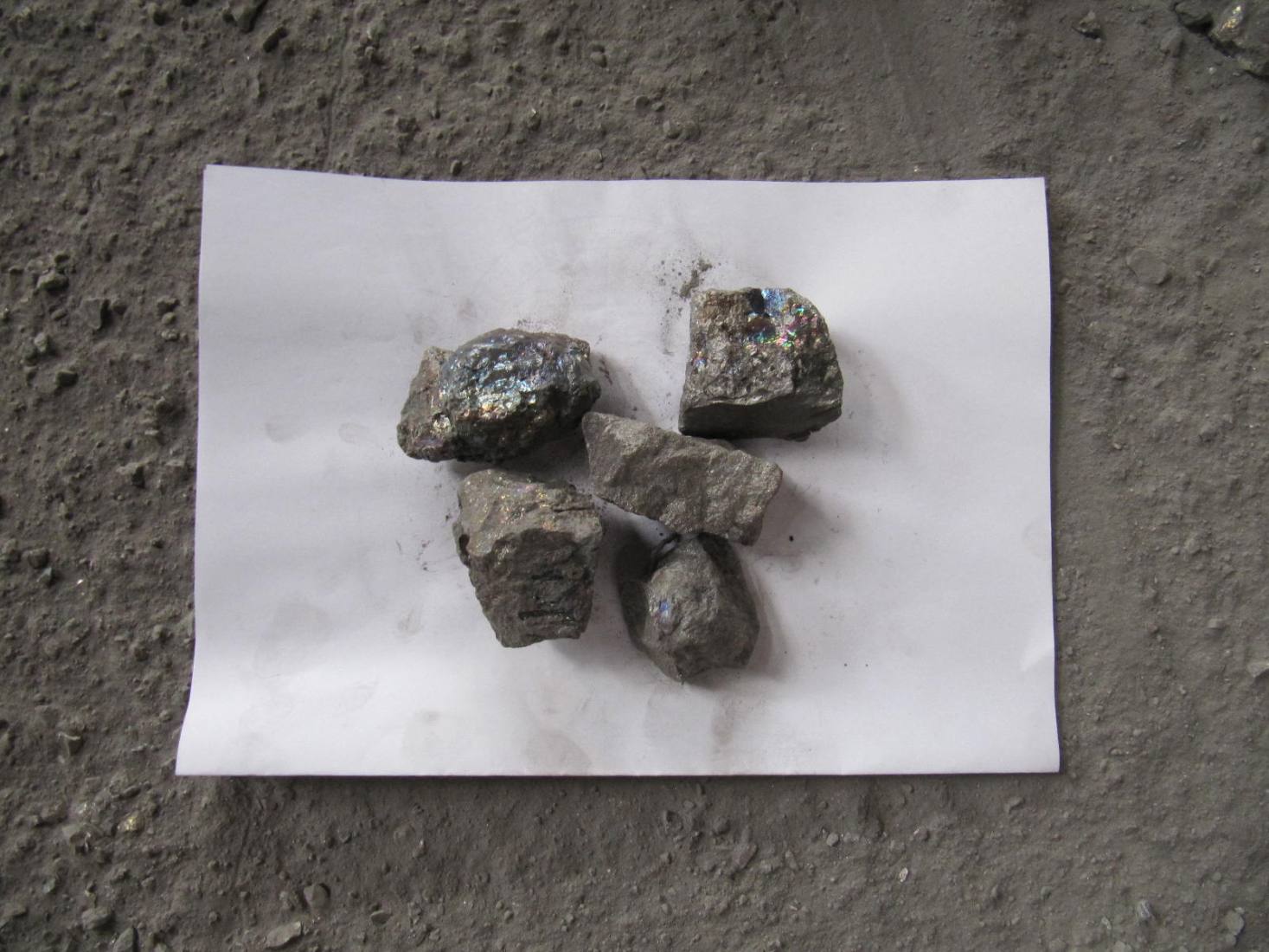 锰铁样品行业参考照片